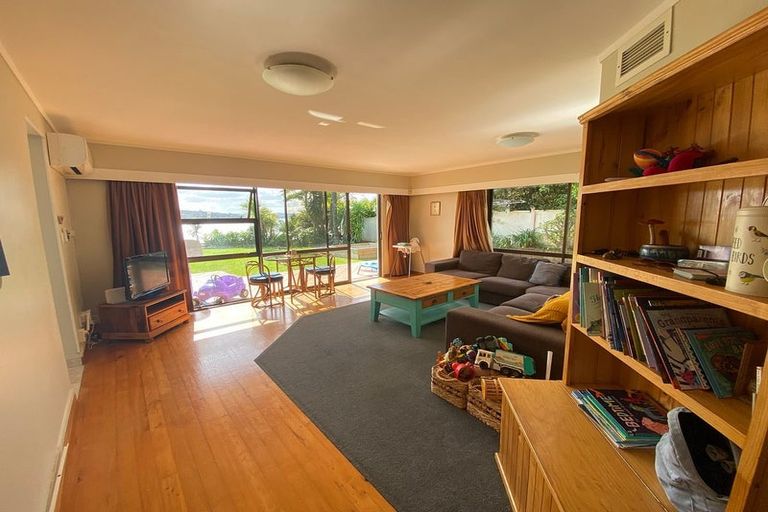Photo of property in 58 Ardern Avenue, Stanmore Bay, Whangaparaoa, 0932