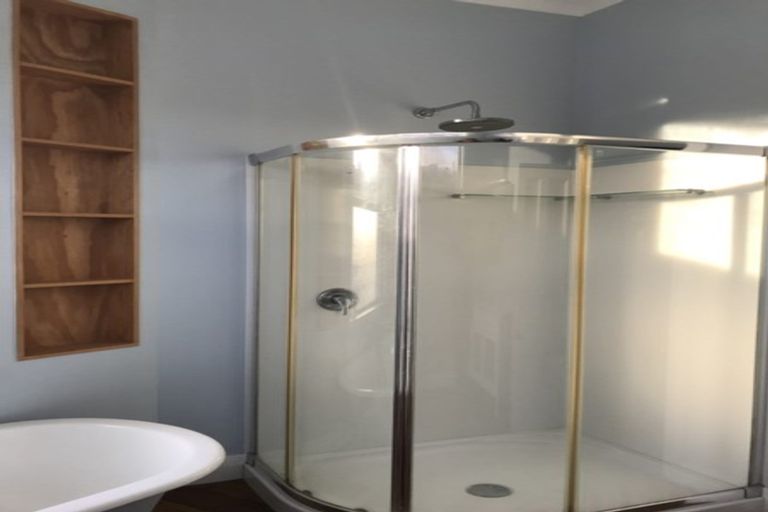 Photo of property in 92 Britomart Street, Berhampore, Wellington, 6023