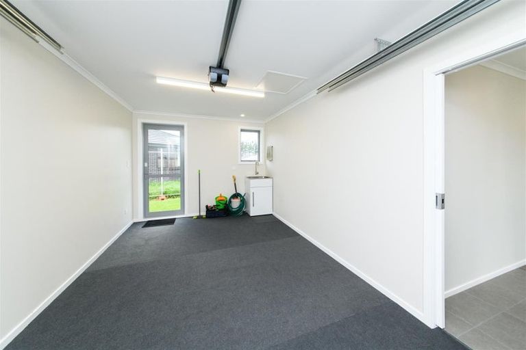 Photo of property in 35 Oldfield Lane, Marton, 4710