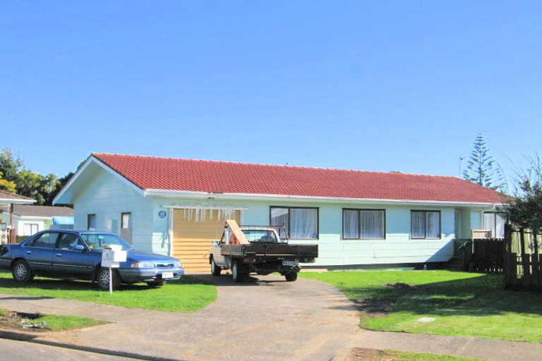 Photo of property in 3 Townley Place, Clover Park, Auckland, 2019