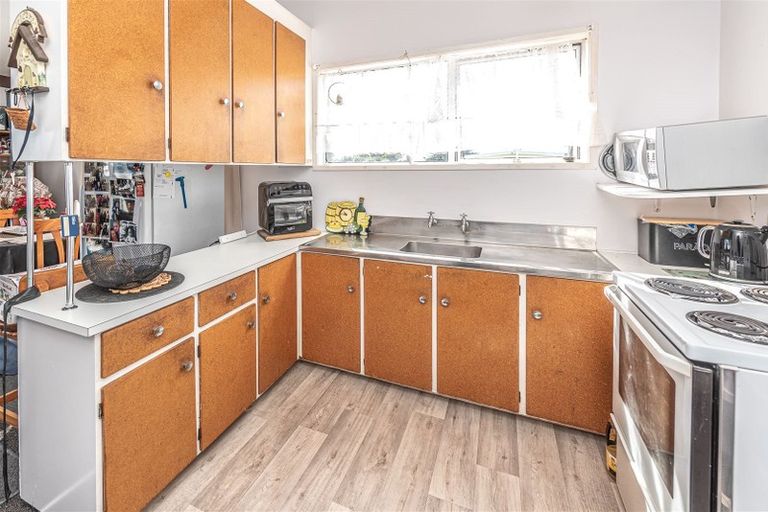 Photo of property in 75a Matai Street, Castlecliff, Whanganui, 4501