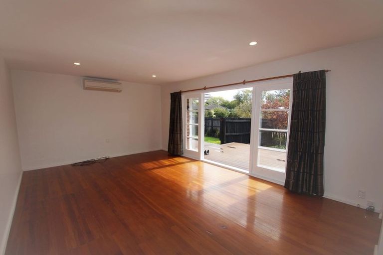 Photo of property in 20 Sevenoaks Drive, Bryndwr, Christchurch, 8053