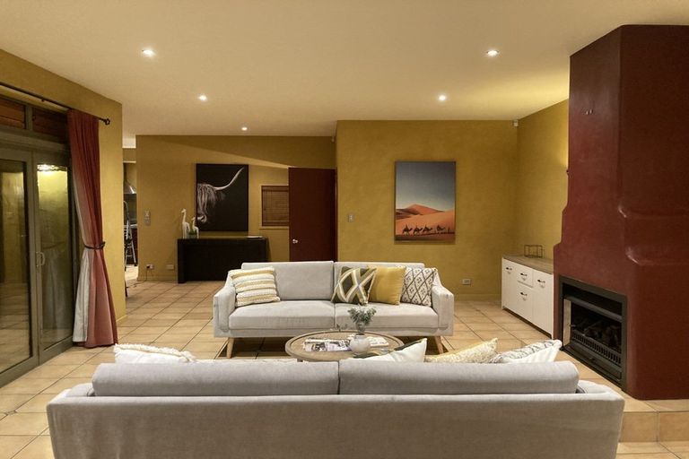 Photo of property in 21 Amoka Crescent, Parklands, Christchurch, 8083