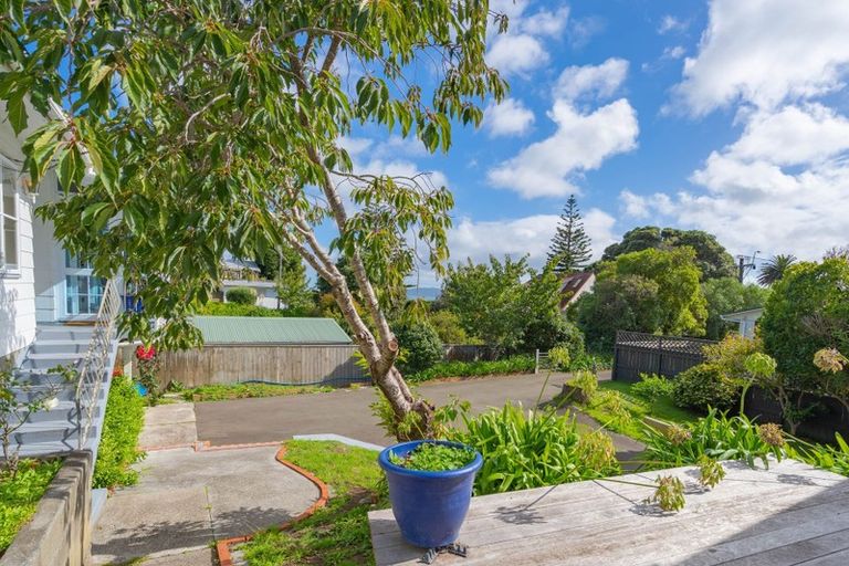 Photo of property in 10 Poplar Avenue, Raumati South, Paraparaumu, 5032