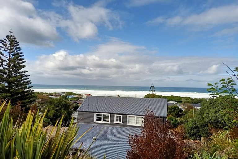 Photo of property in 17 Queen Street, Brighton, Dunedin, 9035