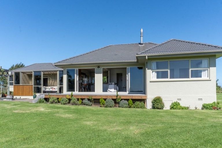 Photo of property in 156 Pukehina Beach Road, Pukehina, Te Puke, 3189