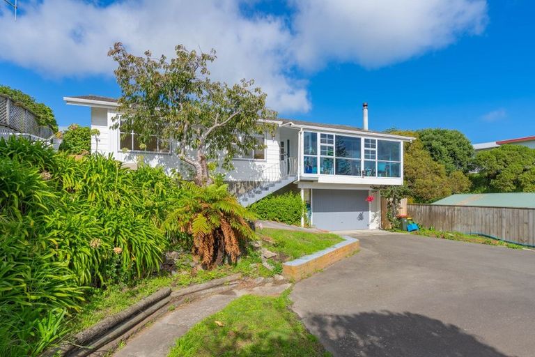 Photo of property in 10 Poplar Avenue, Raumati South, Paraparaumu, 5032