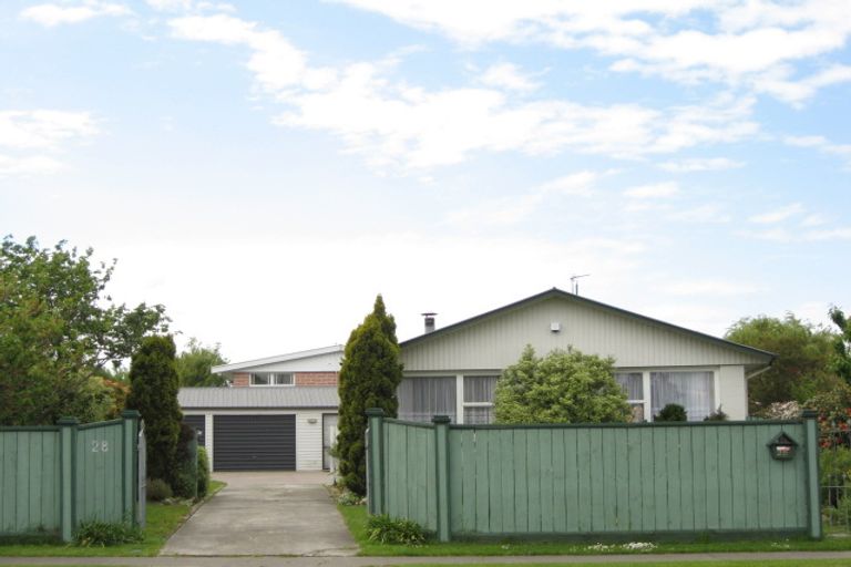 Photo of property in 28 Johns Road, Rangiora, 7400
