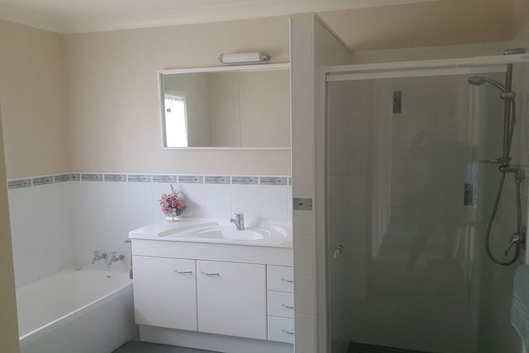 Photo of property in 19 Markson Avenue, Onerahi, Whangarei, 0110