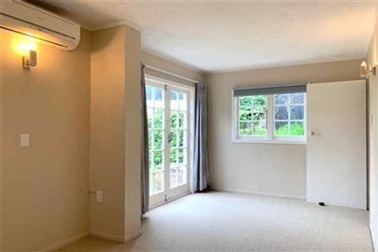 Photo of property in 28 Matipo Road, Mairangi Bay, Auckland, 0630