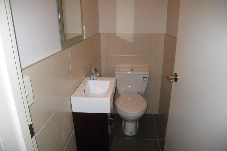 Photo of property in 14a Williams Street, Sunshine Bay, Queenstown, 9300