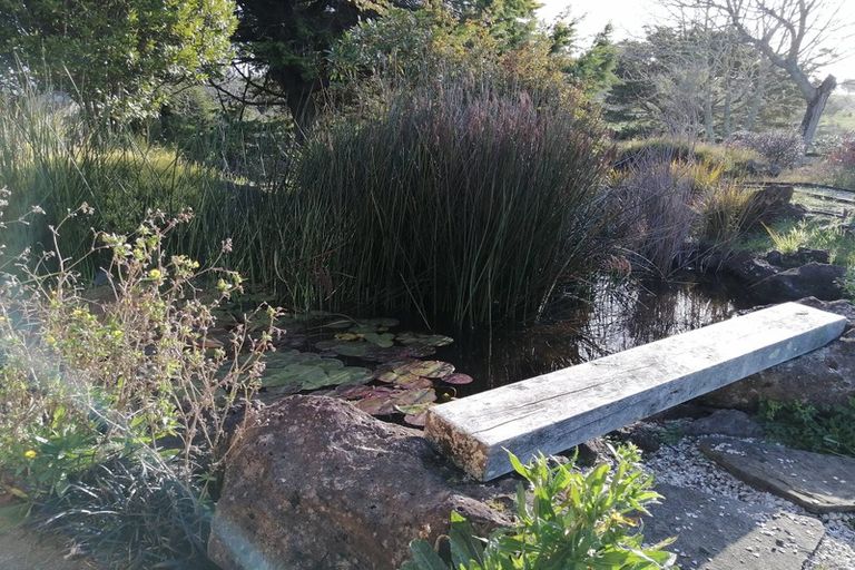 Photo of property in 131 Foster Road, Kumeu, 0891