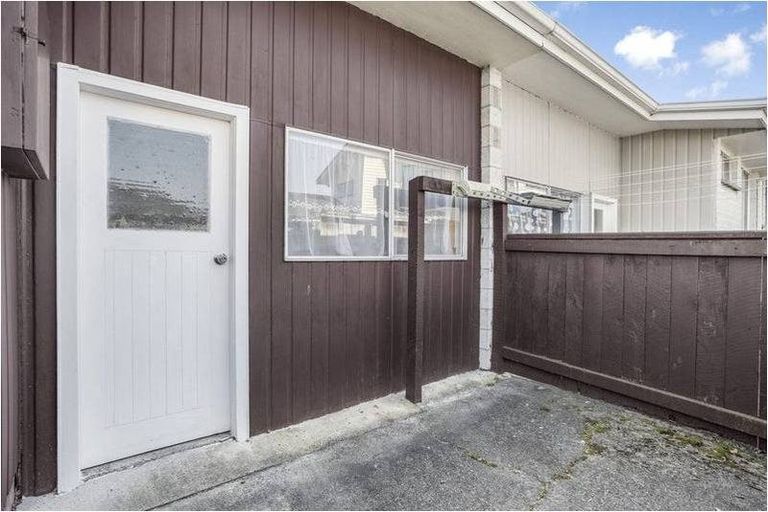 Photo of property in 113 Knights Road, Hutt Central, Lower Hutt, 5010