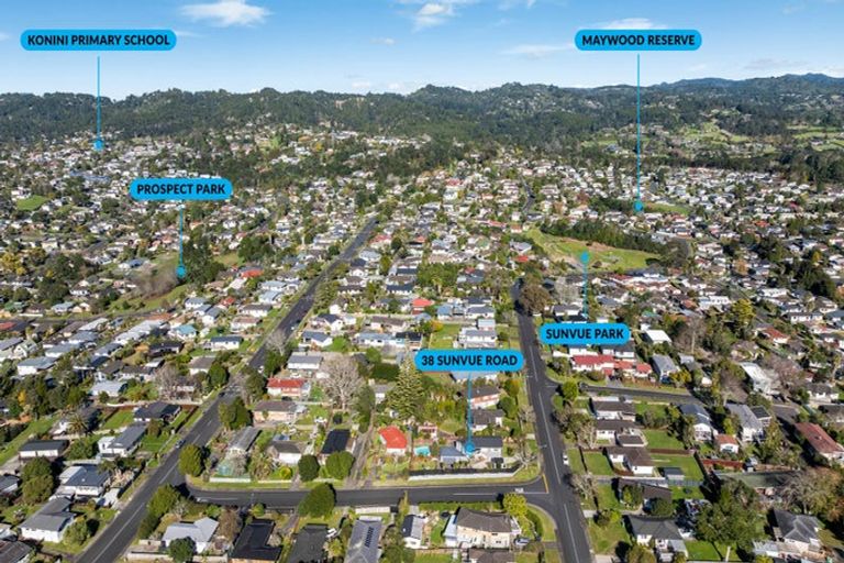Photo of property in 38 Sunvue Road, Glen Eden, Auckland, 0602