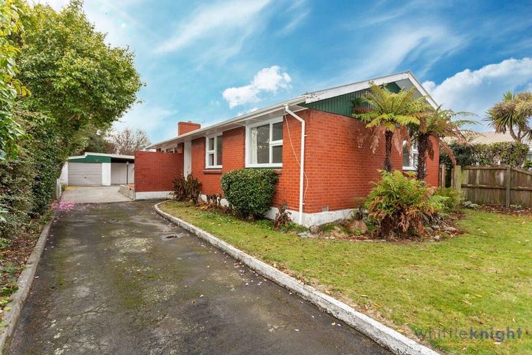 Photo of property in 6 Bellina Place, Broomfield, Christchurch, 8042