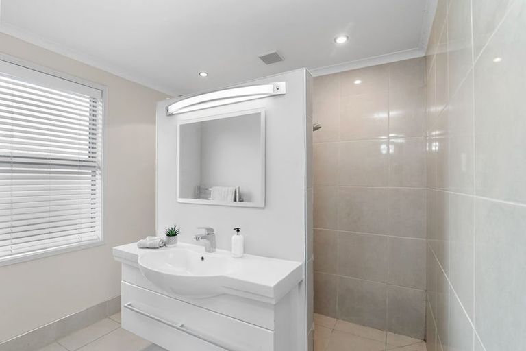 Photo of property in 4 Sretlaw Place, Brockville, Dunedin, 9011