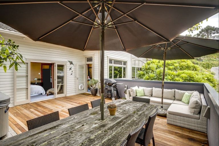 Photo of property in 8 Brewster Street, Bluff Hill, Napier, 4110