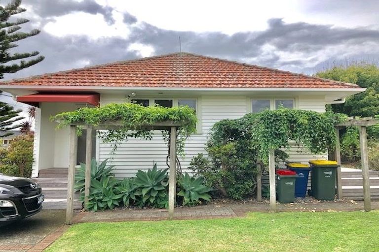 Photo of property in 1/35 Karaka Street, Takapuna, Auckland, 0622