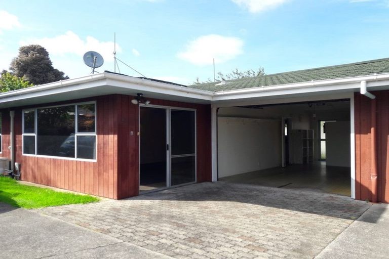 Photo of property in 424c Devonport Road, Tauranga South, Tauranga, 3112