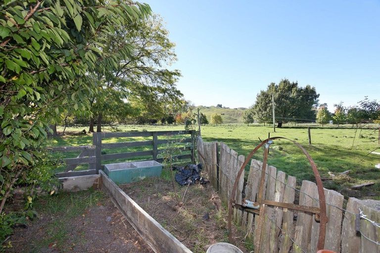 Photo of property in 6 George Street, Ohingaiti, Hunterville, 4785