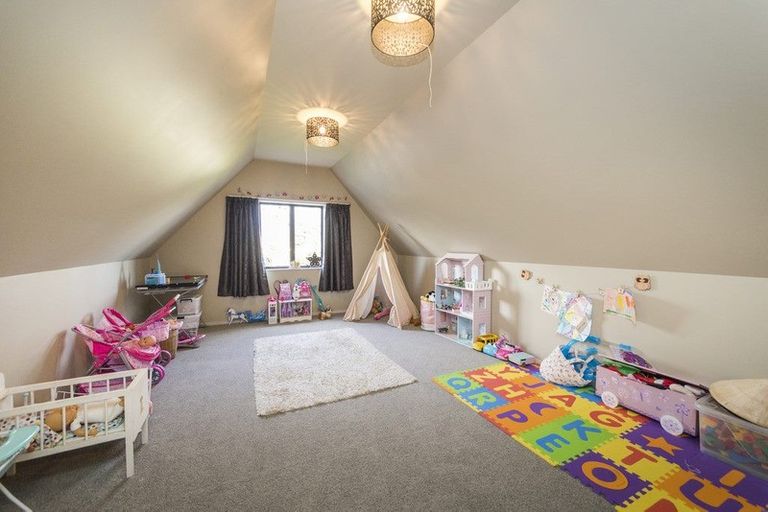 Photo of property in 19 Truscott Grove, Awapuni, Palmerston North, 4412