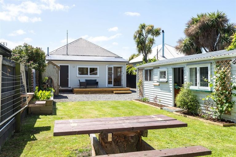 Photo of property in 28 Fairfield Avenue, Addington, Christchurch, 8024