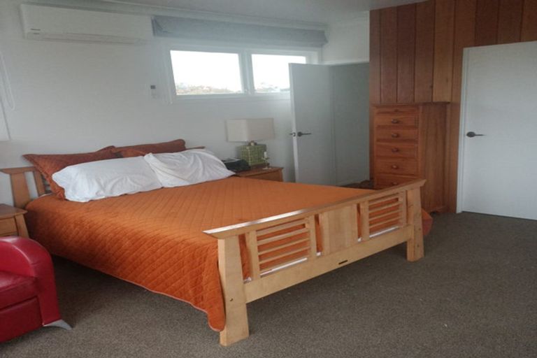 Photo of property in 16 Sutton Crescent, Hillcrest, Hamilton, 3216