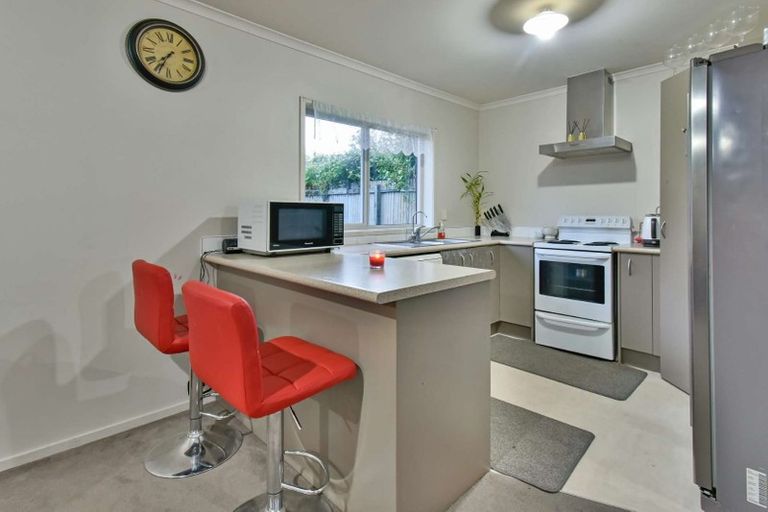 Photo of property in 70a Browns Road, Manurewa, Auckland, 2102