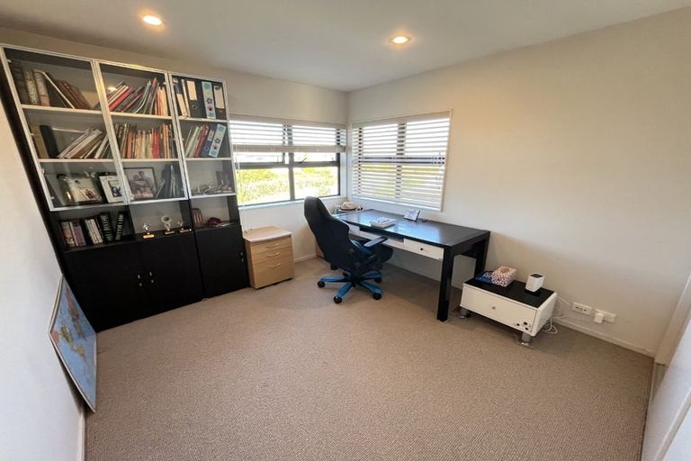 Photo of property in 31 Edgewater Drive, Karaka, Papakura, 2113