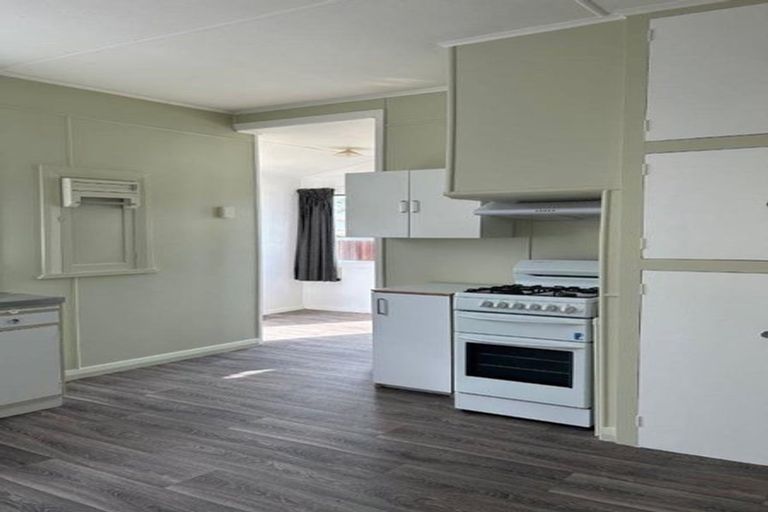 Photo of property in 12 Ellesmere Avenue, Miramar, Wellington, 6022