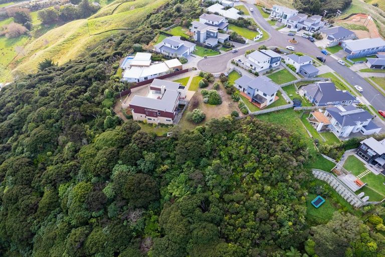 Photo of property in 7 Lily Close, Camborne, Porirua, 5026