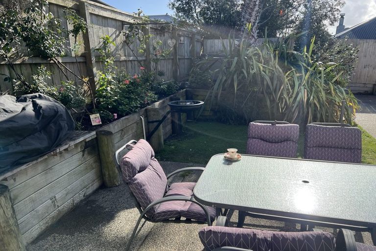 Photo of property in 89c Clovelly Road, Bucklands Beach, Auckland, 2012