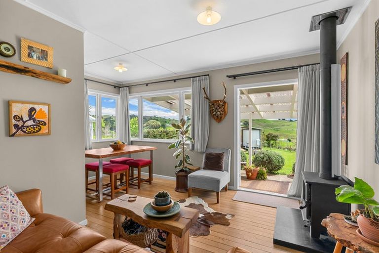 Photo of property in 15 Massey Road, Waipu, 0582