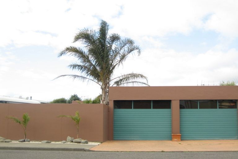 Photo of property in 9 Gordon Road, Te Awanga, 4102