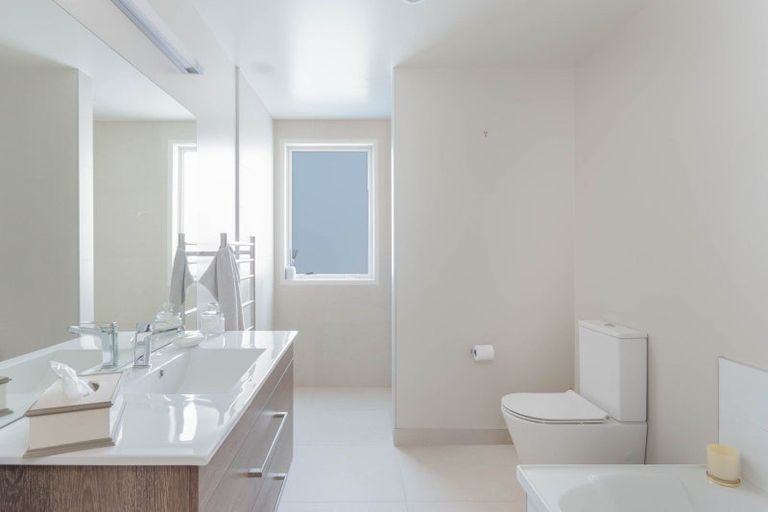 Photo of property in 3b Isobel Street, Acacia Bay, Taupo, 3330