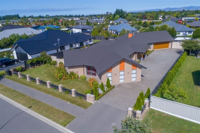 Photo of property in 6 Leonie Lane, West Melton, 7618