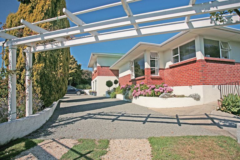 Photo of property in 86 Hull Street, South Hill, Oamaru, 9400