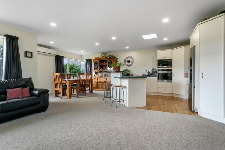 Photo of property in 12 Shadbolt Drive, Leamington, Cambridge, 3432