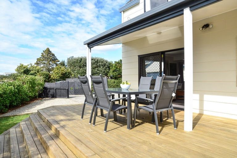 Photo of property in 19 Northview Lane, Nawton, Hamilton, 3200