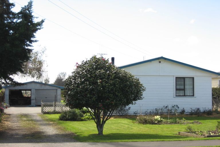 Photo of property in 50 Johnson Street, Bulls, 4818