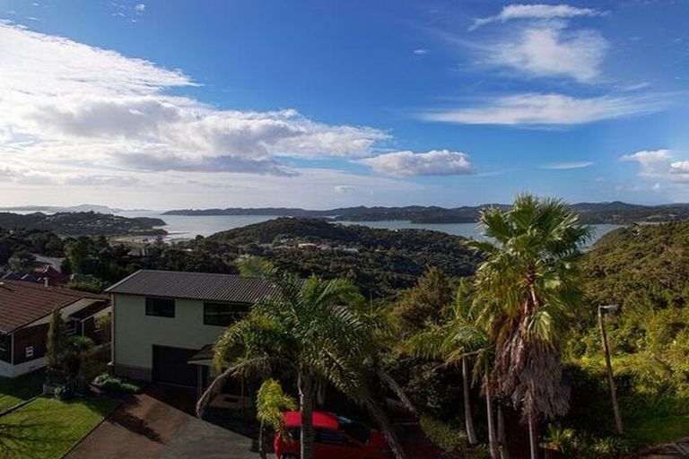 Photo of property in 62 Te Haumi Drive, Paihia, 0200