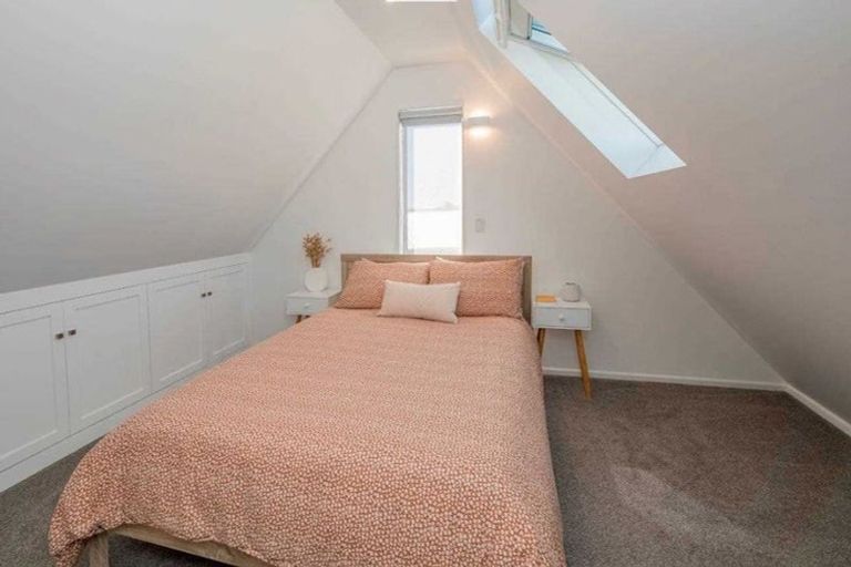 Photo of property in 27 Hemara Street, Waikanae Beach, Waikanae, 5036