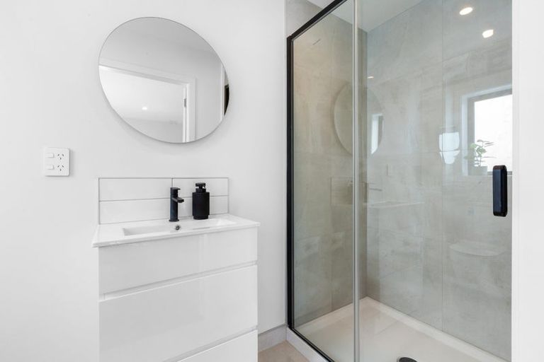 Photo of property in 7 Stockden Place, Karori, Wellington, 6012