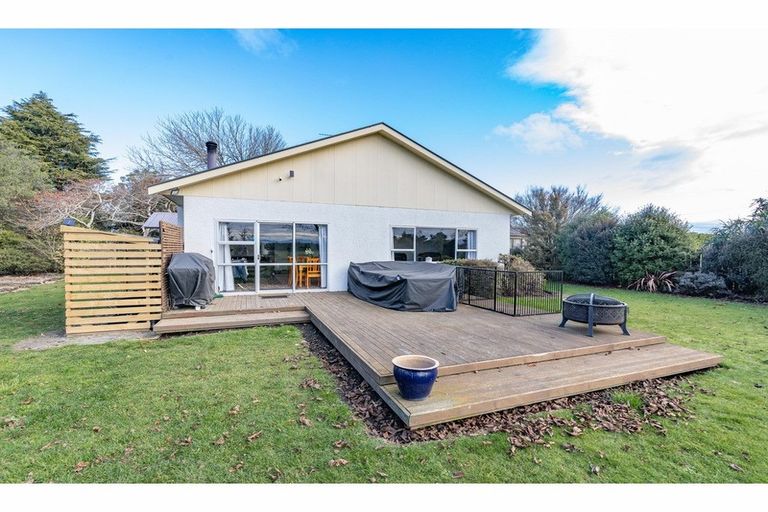 Photo of property in 2208 Old West Coast Road, Kirwee, Christchurch, 7671