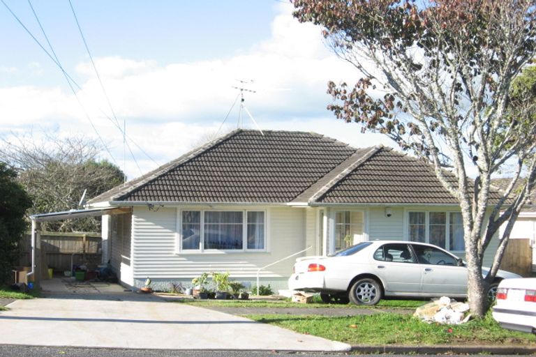 Photo of property in 42 Friedlanders Road, Manurewa, Auckland, 2102