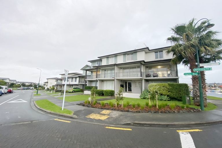 Photo of property in 4/1 Opito Way, East Tamaki, Auckland, 2013