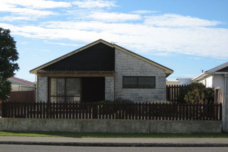 Photo of property in 2/97 Oram Avenue, New Brighton, Christchurch, 8061