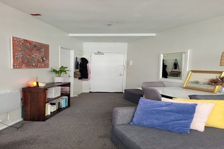 Photo of property in Hume House, 1/152 The Terrace, Wellington Central, Wellington, 6011