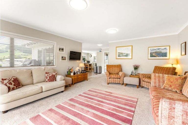 Photo of property in 6 Glendermid Close, Sawyers Bay, Port Chalmers, 9023