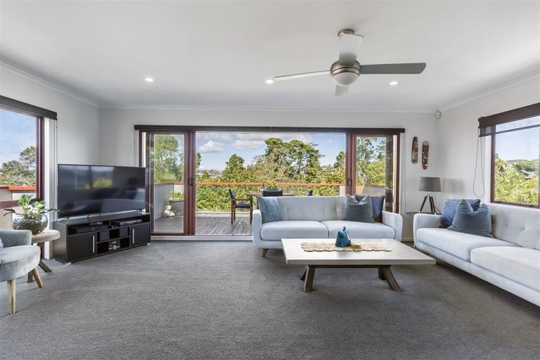 Photo of property in 43 Cockle Bay Road, Cockle Bay, Auckland, 2014